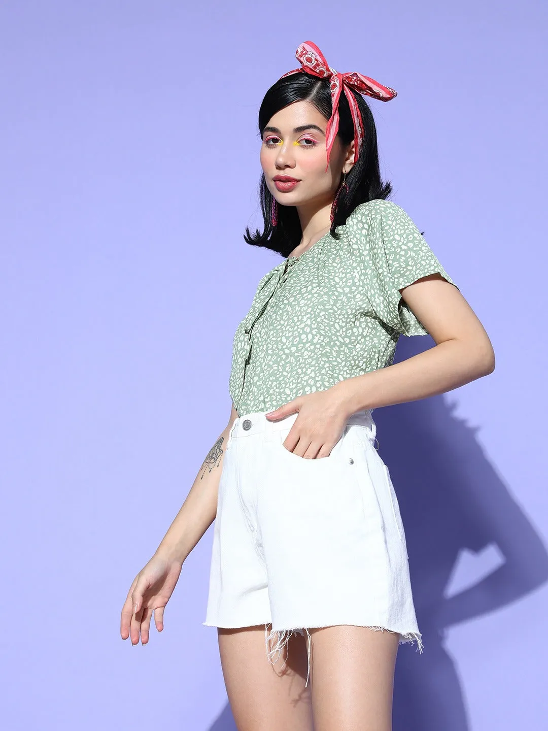 Berrylush Women Green & White Floral Printed Tie-Up Neck Flared Sleeves Crepe Regular Top