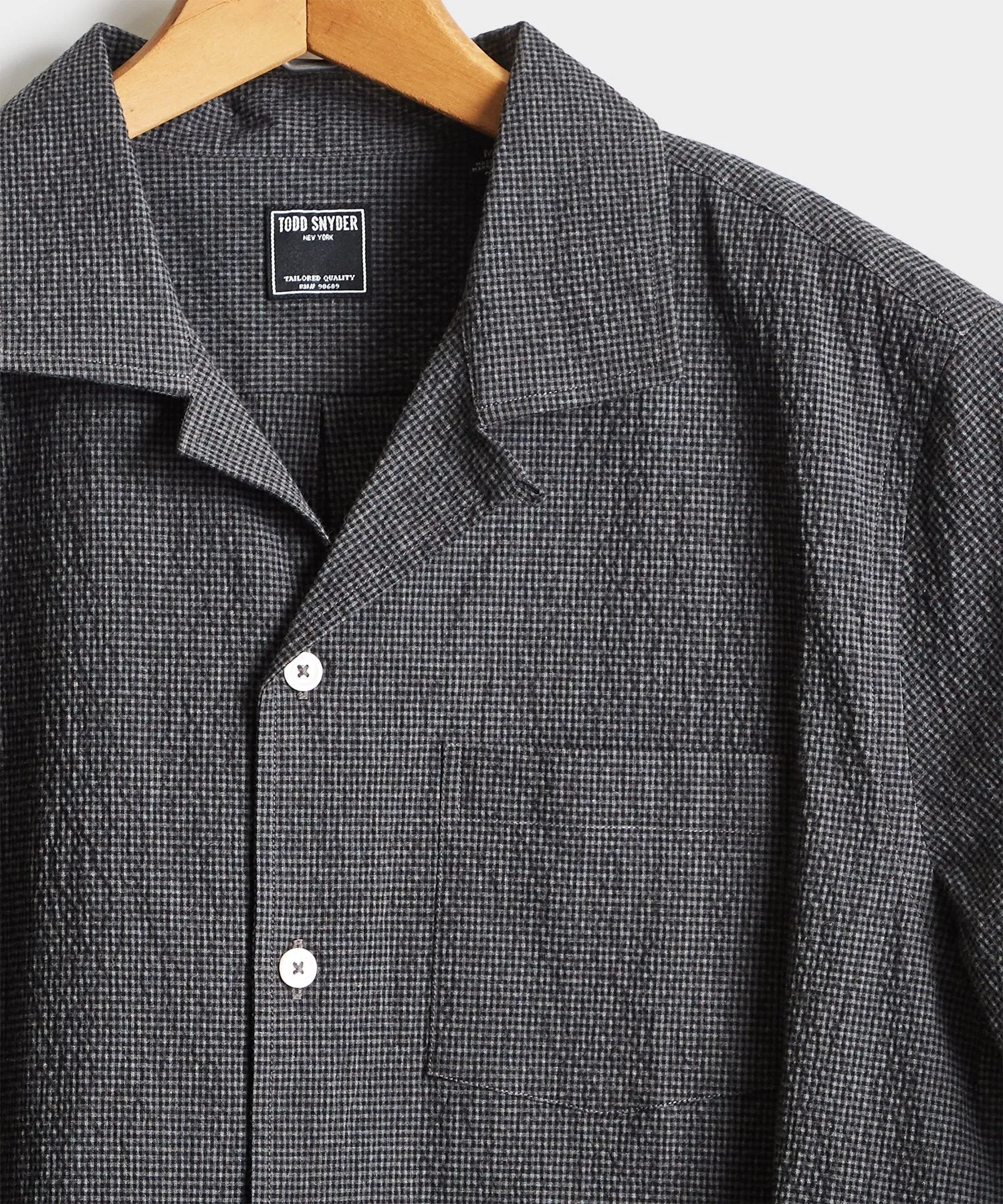 Camp Collar Gingham Seersucker Shirt in Charcoal