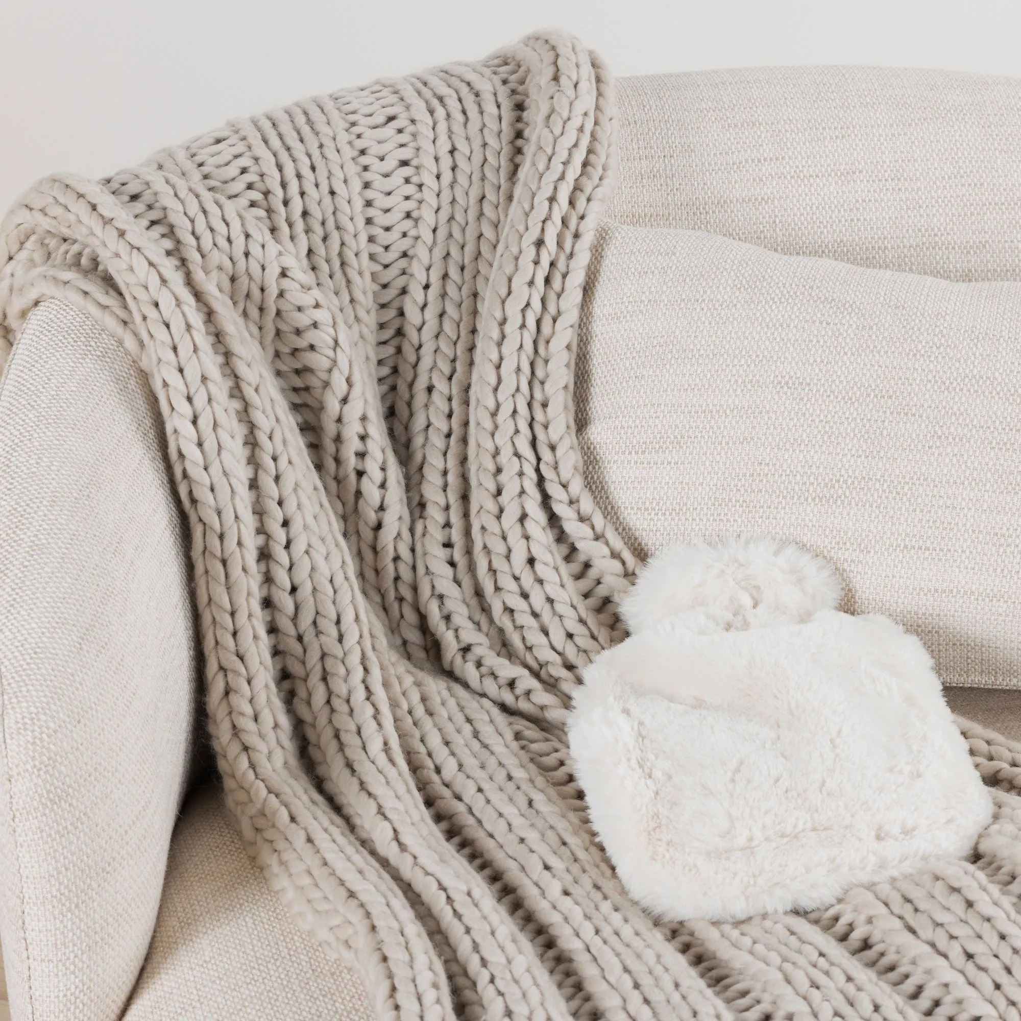 Chunky Knit Throw - Grey