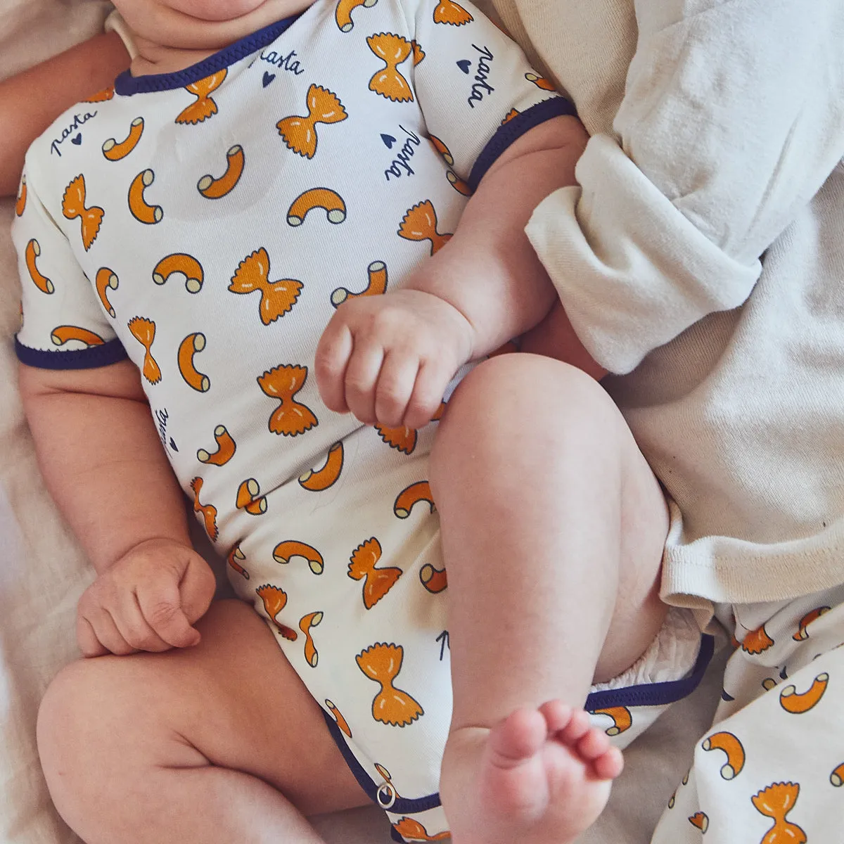 MALMÖ Bodysuit - Unisex 1M-4Y - PDF Sewing Pattern