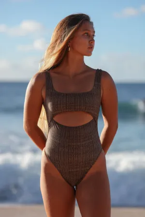 Native Manō One Piece
