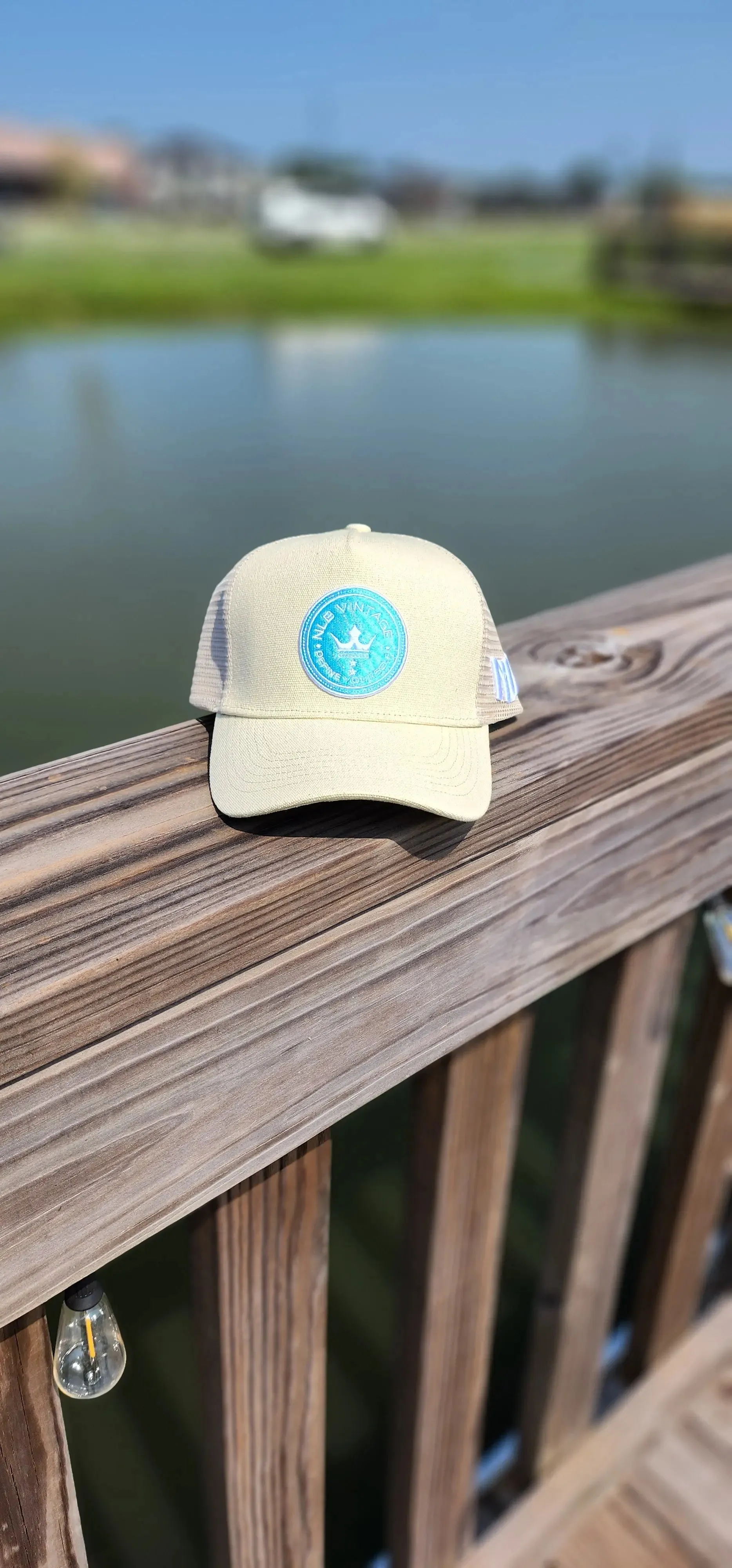 NLB VINTAGE "Country Club" Trucker Premium (Canvas)