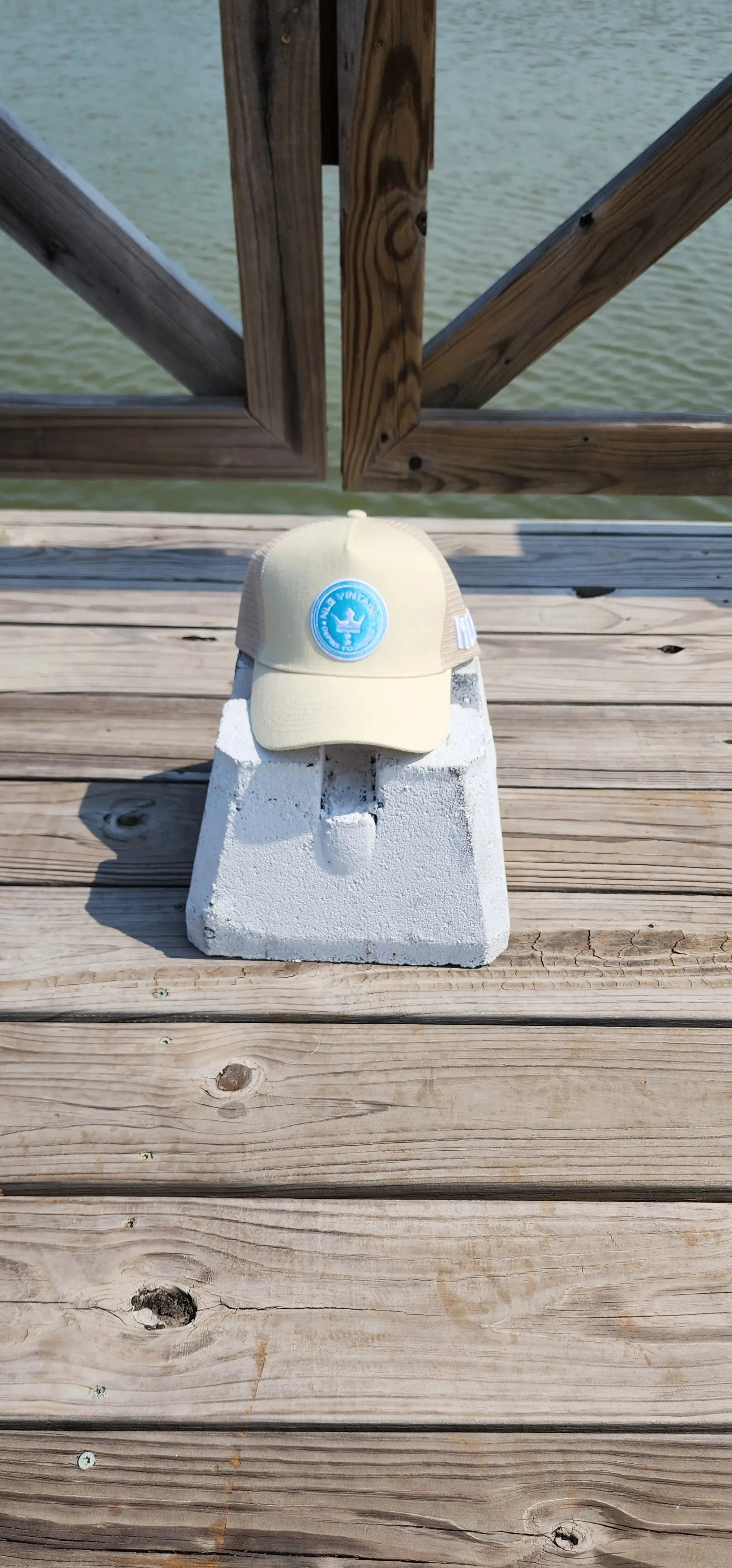 NLB VINTAGE "Country Club" Trucker Premium (Canvas)