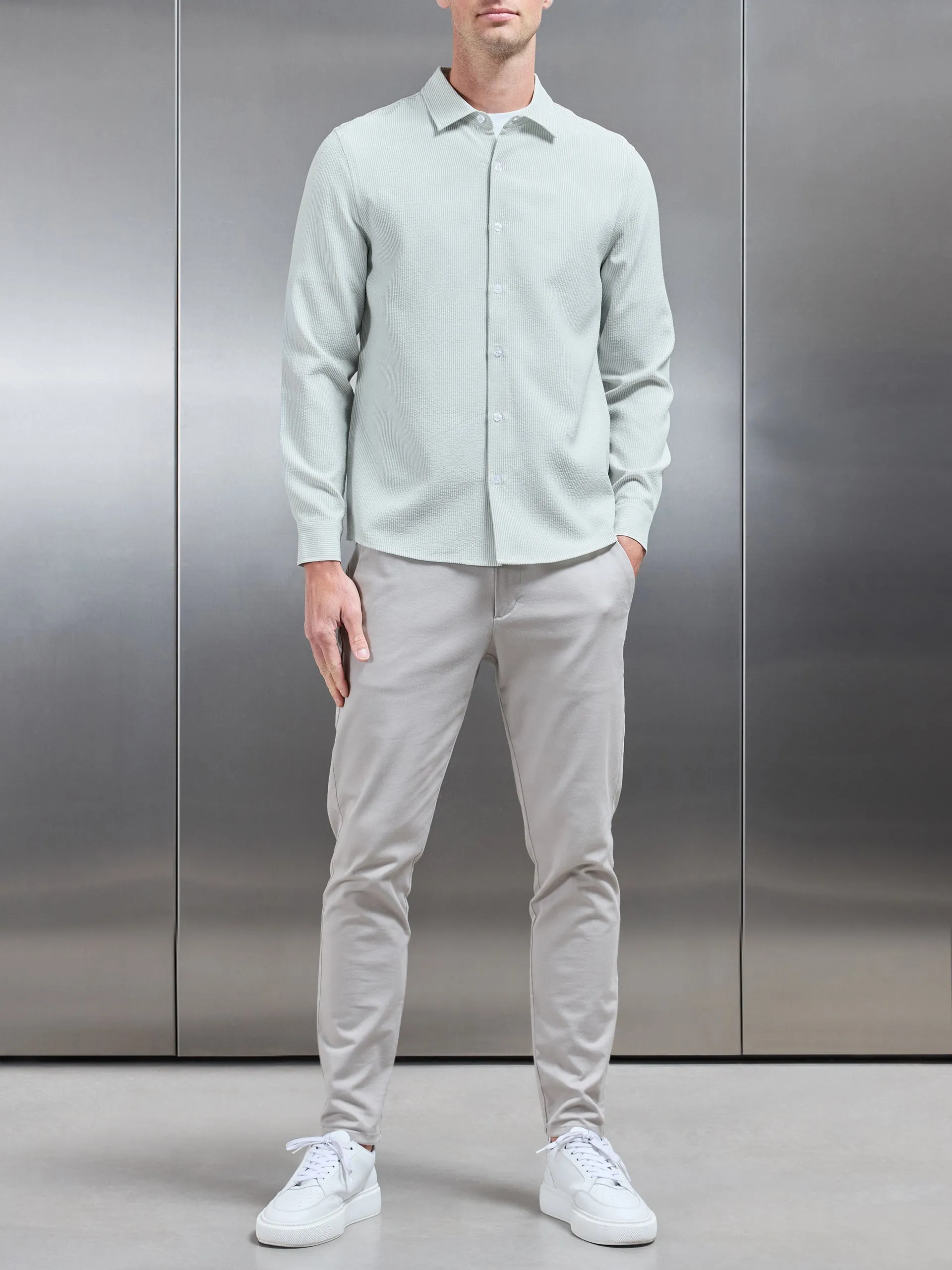Seersucker Long Sleeve Cutaway Collar Shirt in Sage